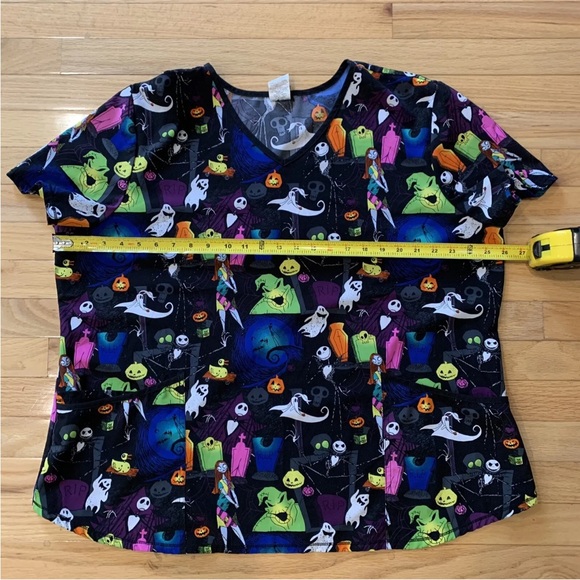 Disney Tim Burton’s The Nightmare Before Christmas Scrub Top 2XL Oogie Boogie - Picture 3 of 9